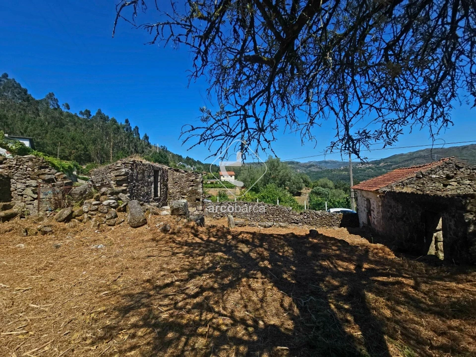 Quinta T2 para Venda em Alvora e Loureda Foto 20