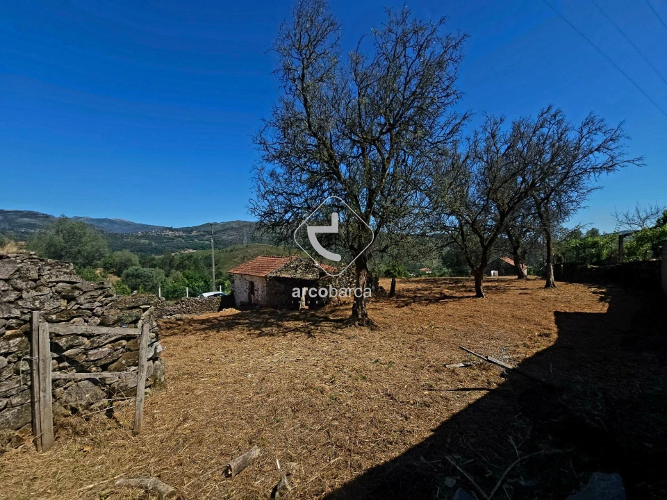 Quinta T2 para Venda em Alvora e Loureda Foto 16