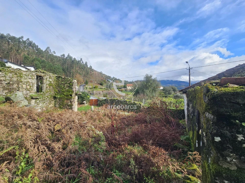 Quinta T2 para Venda em Alvora e Loureda Foto 6