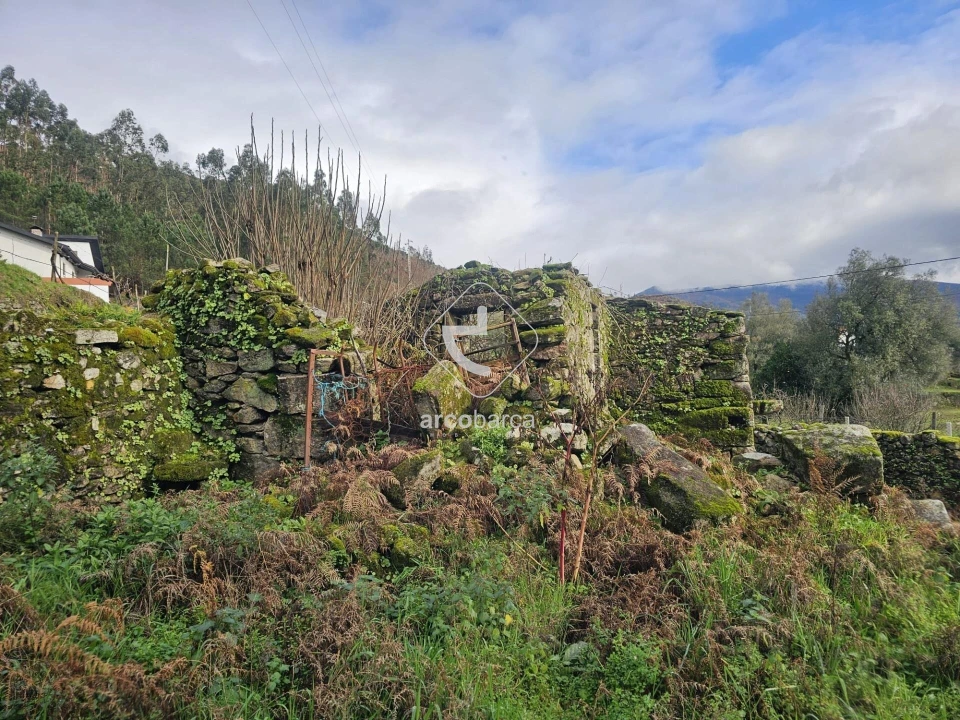 Quinta T2 para Venda em Alvora e Loureda Foto 16