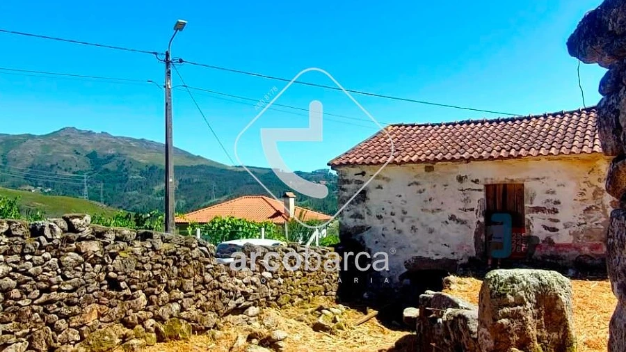 Quinta T2 para Venda em Alvora e Loureda