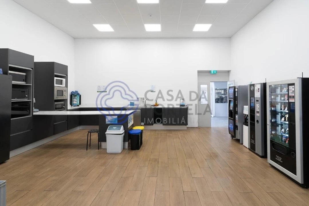 Armazém para Venda em Matosinhos e Leça da Palmeira Foto 30