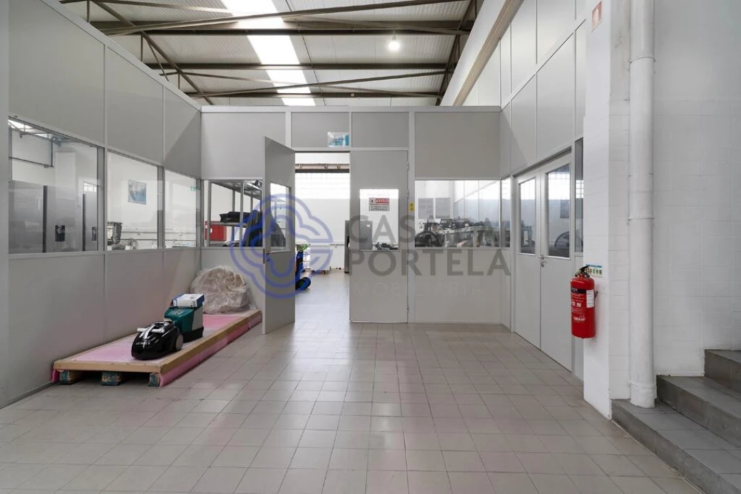 Armazém para Venda em Matosinhos e Leça da Palmeira Foto 20