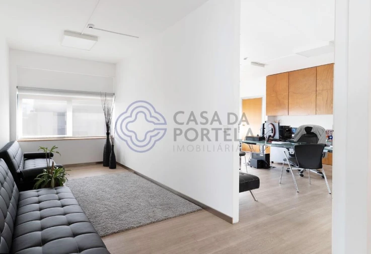 Armazém para Venda em Matosinhos e Leça da Palmeira Foto 19