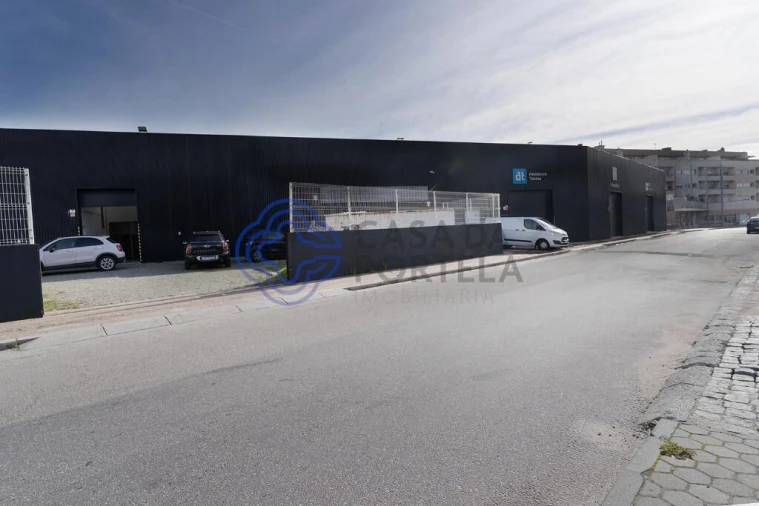 Armazém para Venda em Matosinhos e Leça da Palmeira Foto 32