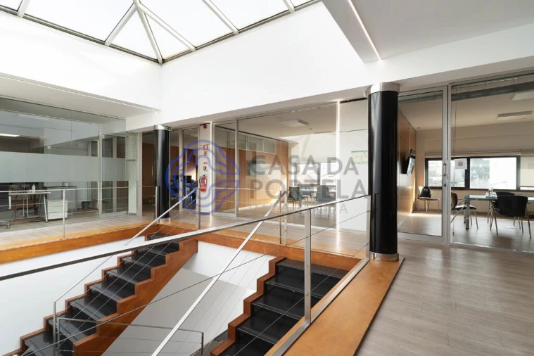 Armazém para Venda em Matosinhos e Leça da Palmeira Foto 11