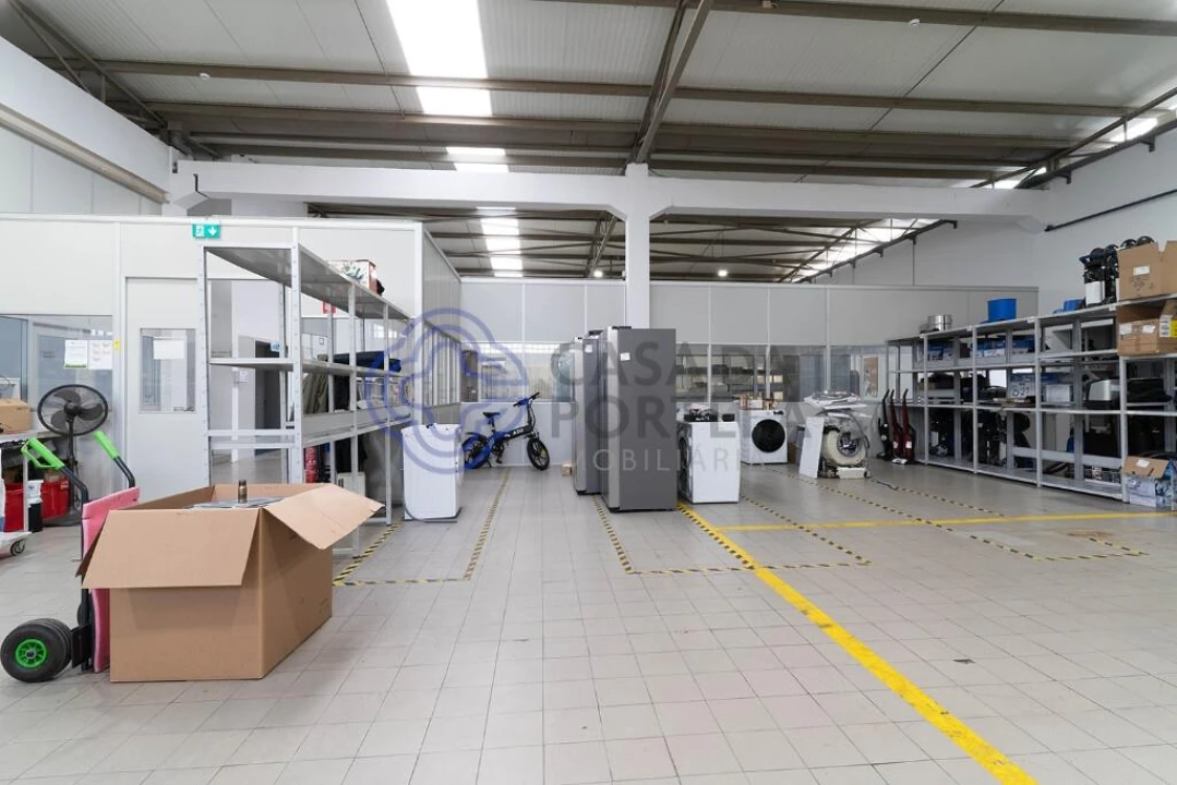 Armazém para Venda em Matosinhos e Leça da Palmeira Foto 23