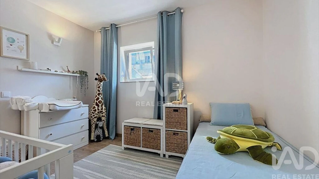 Moradia T2 para Venda em Quelfes Foto 18