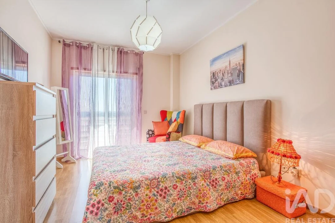 Apartamento T3 para Venda em Corroios Foto 4