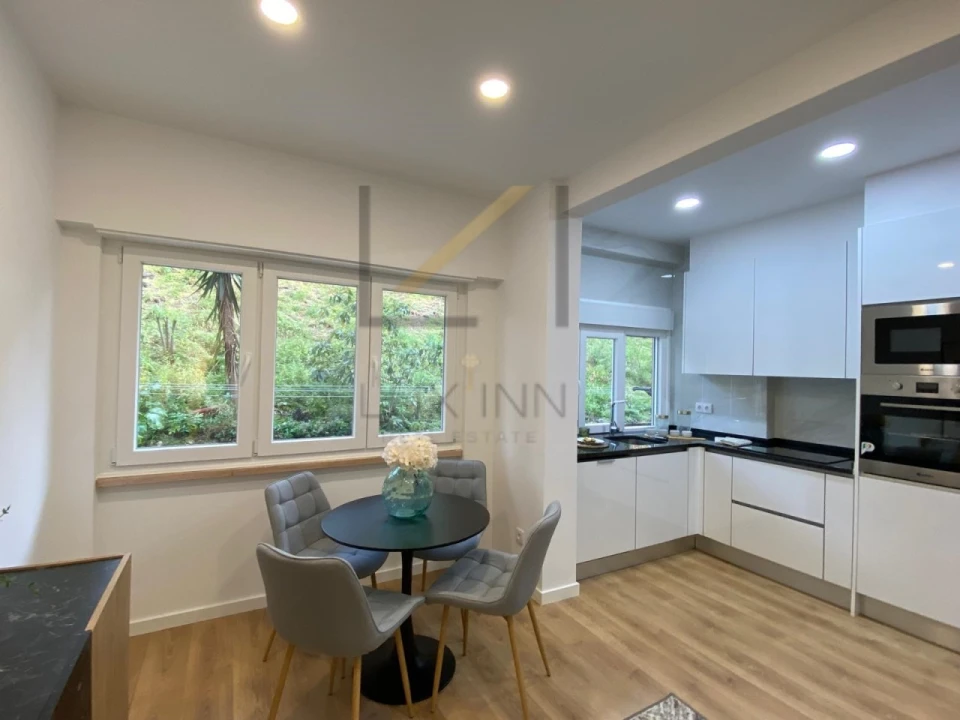Apartamento T2 para Venda em Benfica Foto 4