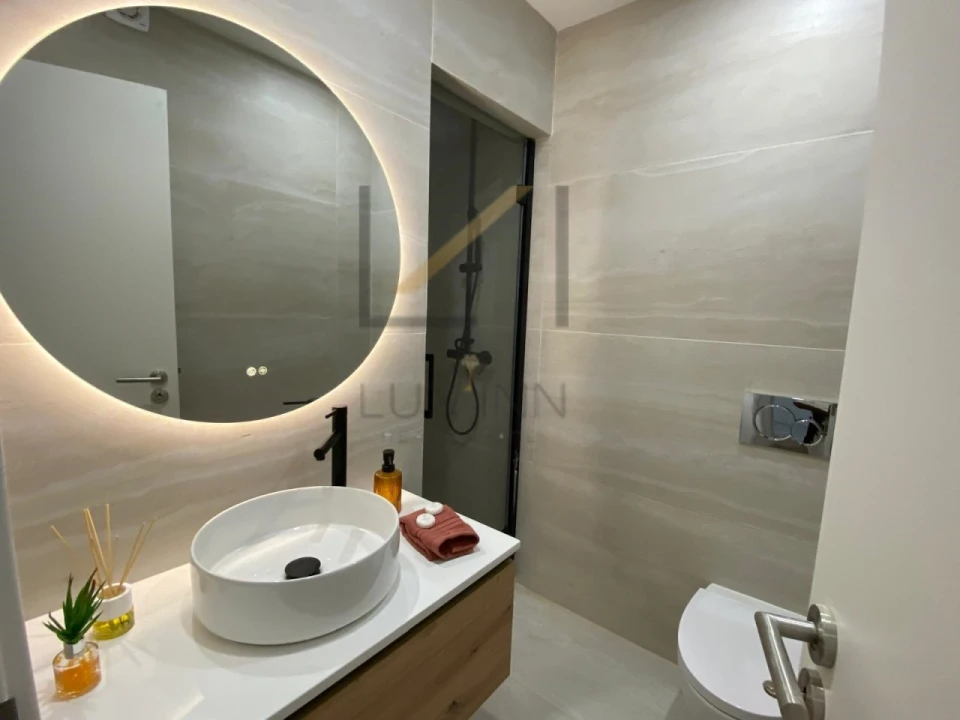 Apartamento T2 para Venda em Benfica Foto 13