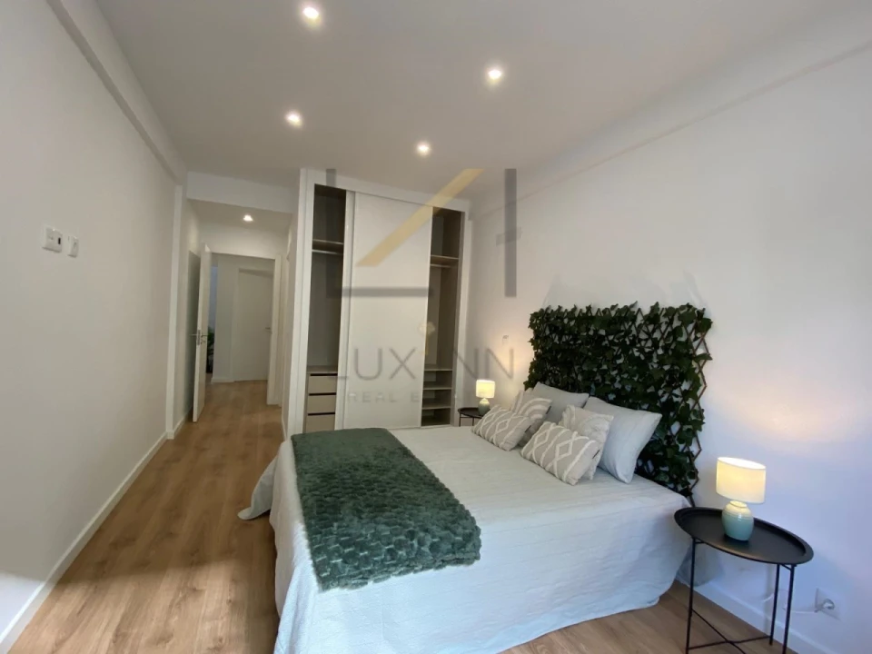 Apartamento T2 para Venda em Benfica Foto 15