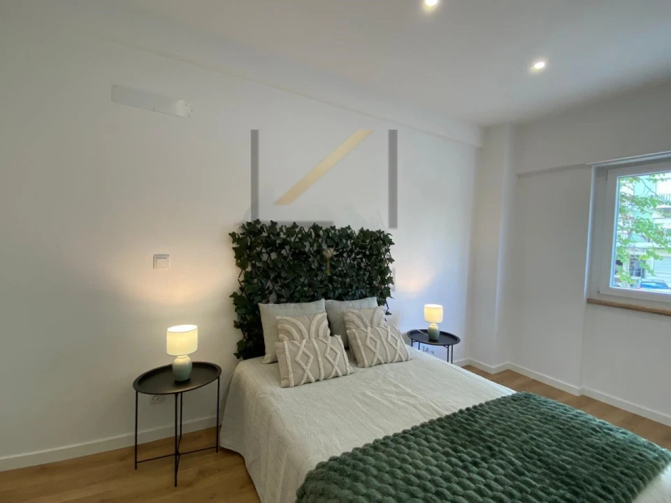Apartamento T2 para Venda em Benfica Foto 17