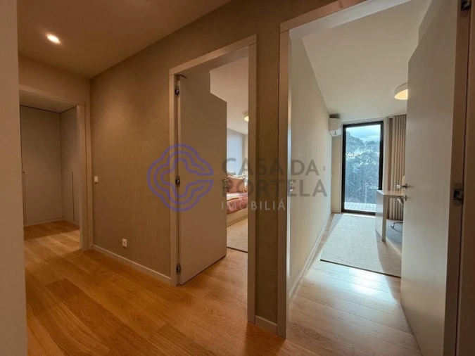 Apartamento T4 para Venda em Santa Marinha e São Pedro da Afurada Foto 3