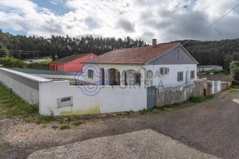 Moradia T3 para Venda em Landal Foto 7