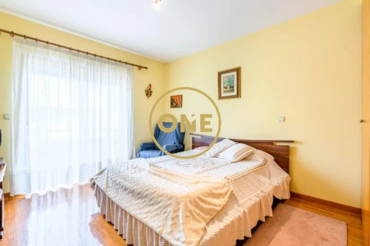 Moradia T4 para Venda em Antas e Abade de Vermoim Foto 16