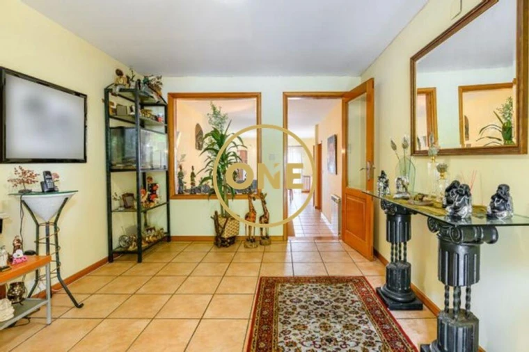 Moradia T4 para Venda em Antas e Abade de Vermoim Foto 2