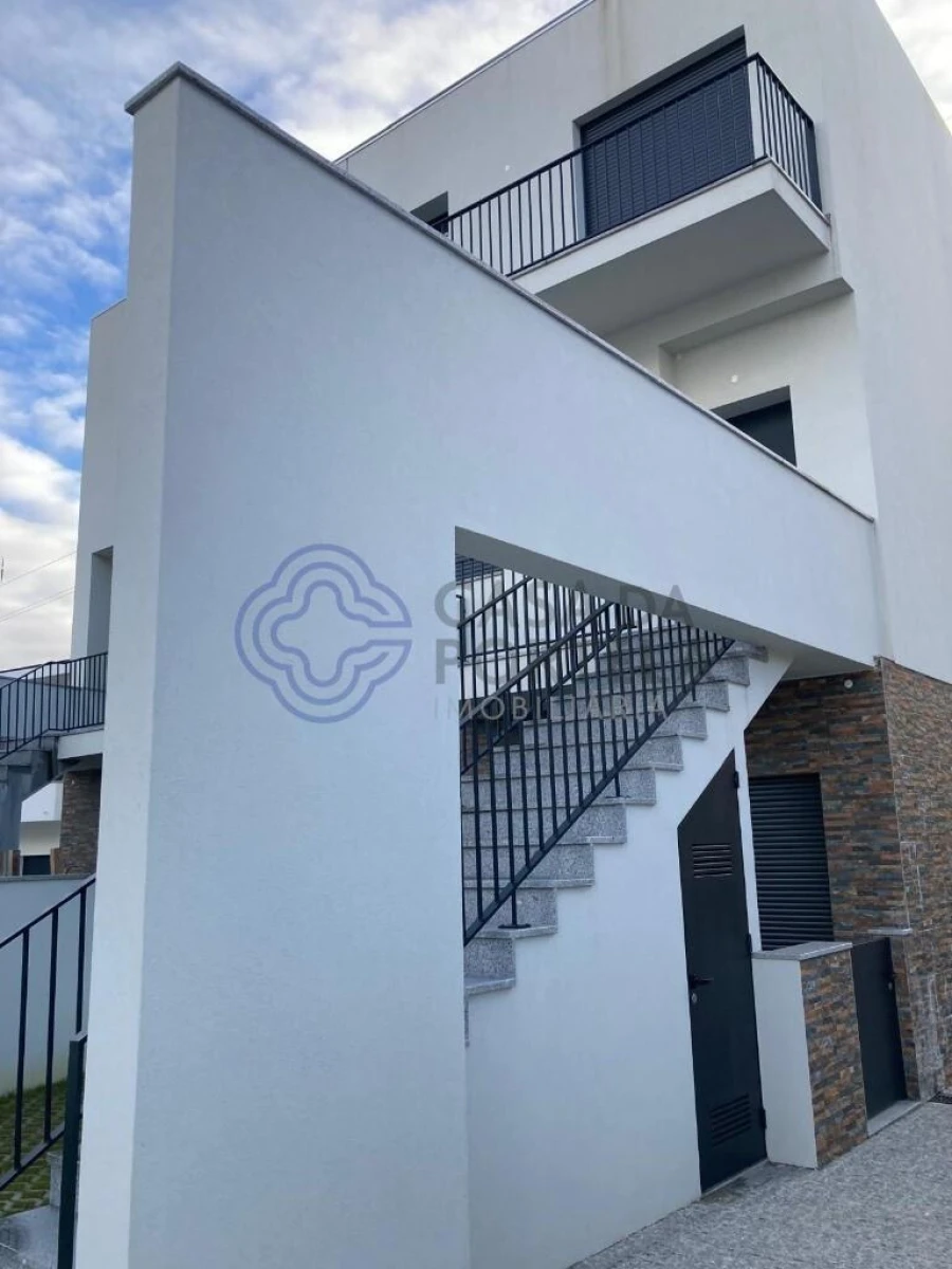 Moradia T3 para Venda em Alfena Foto 1