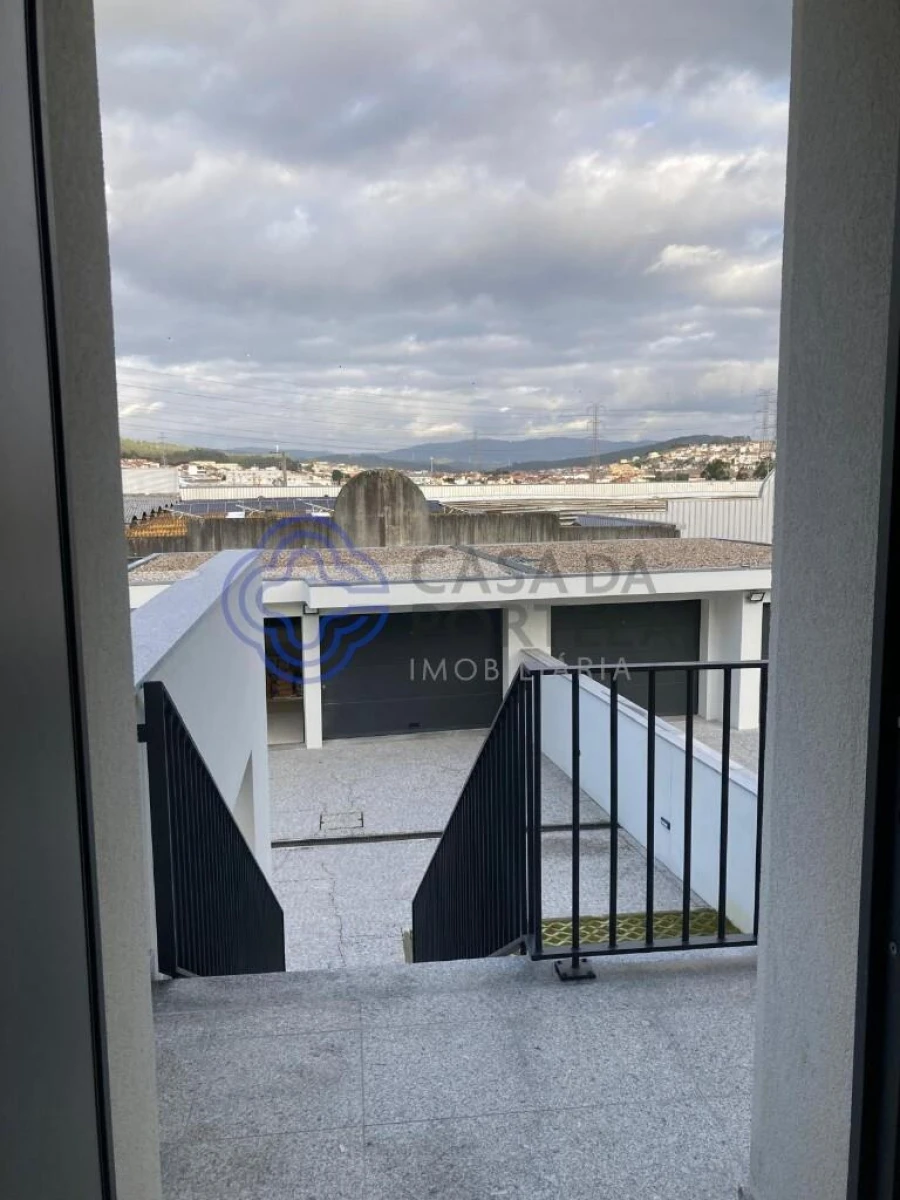 Moradia T3 para Venda em Alfena Foto 7