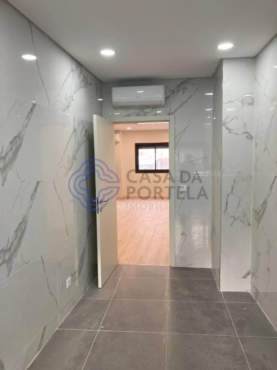 Moradia T3 para Venda em Alfena Foto 16