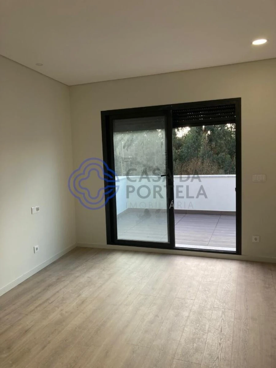 Moradia T3 para Venda em Alfena Foto 8