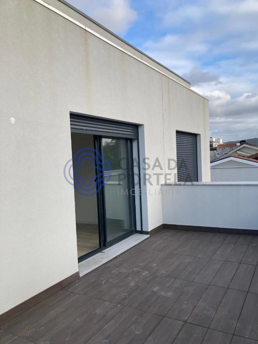 Moradia T3 para Venda em Alfena Foto 6