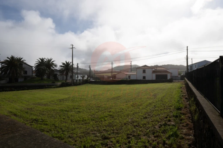 Terreno para Venda em Cabo da Praia Foto 3