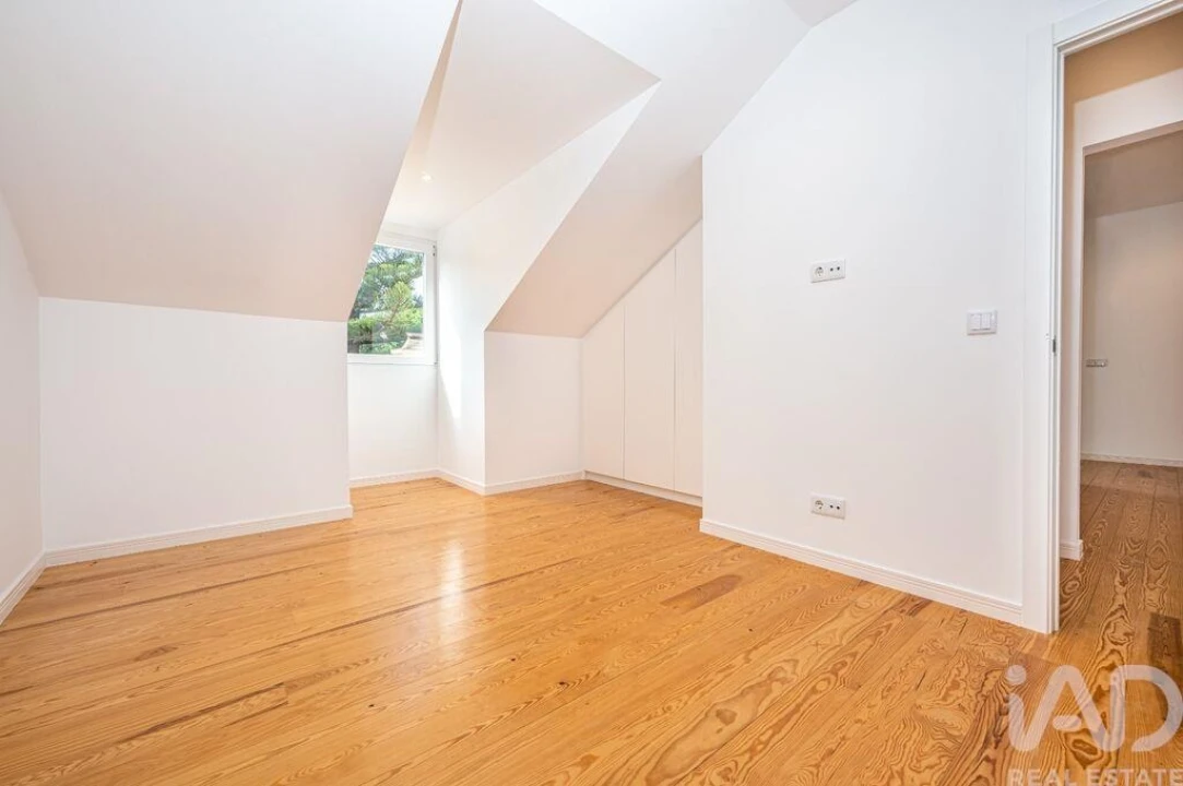 Apartamento T2 para Arrendamento em Oeiras e São Julião da Barra, Paço de Arcos e Caxias Foto 16