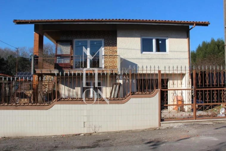 Moradia T3 para Venda em Santa Maria de Lamas Foto 1