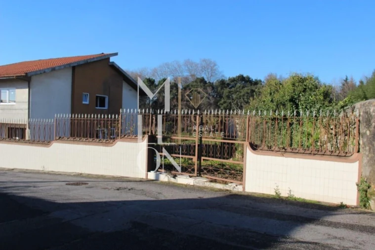 Moradia T3 para Venda em Santa Maria de Lamas Foto 2