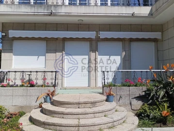 Apartamento T4 para Venda em Paranhos