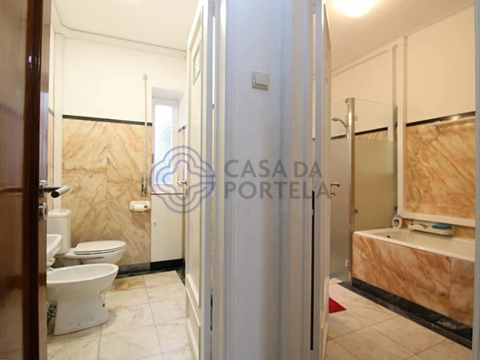 Apartamento T4 para Venda em Paranhos Foto 15