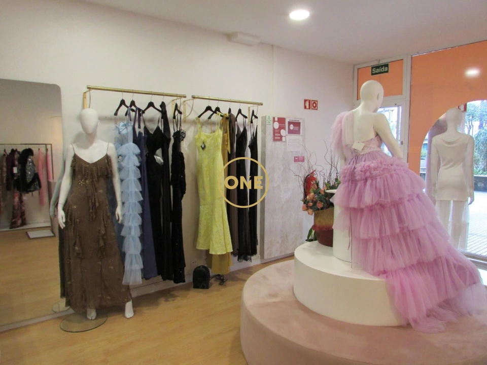 Loja para Trespasse em Braga (Maximinos, Sé e Cividade) Foto 4