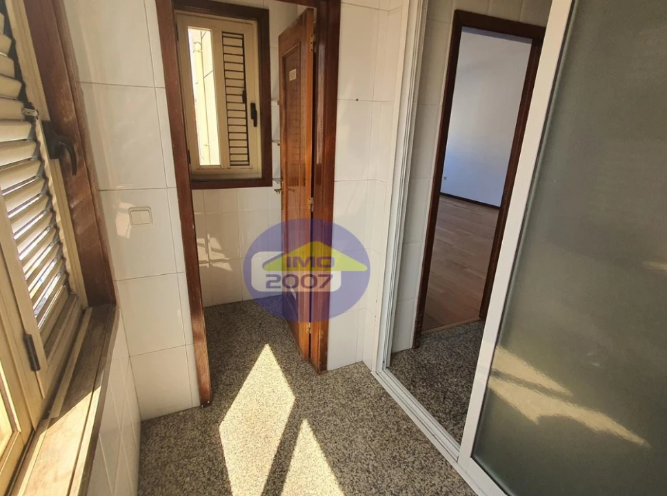 Apartamento T3 para Venda em Vilar de Andorinho Foto 4