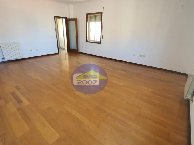 Apartamento T3 para Venda em Vilar de Andorinho Foto 7