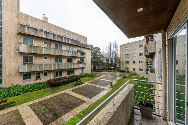Apartamento T5 para Venda em Lordelo do Ouro e Massarelos Foto 50