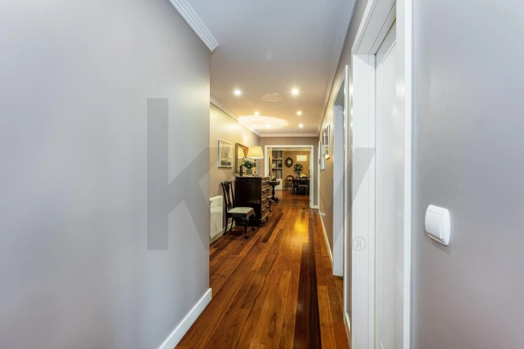 Apartamento T5 para Venda em Lordelo do Ouro e Massarelos Foto 6