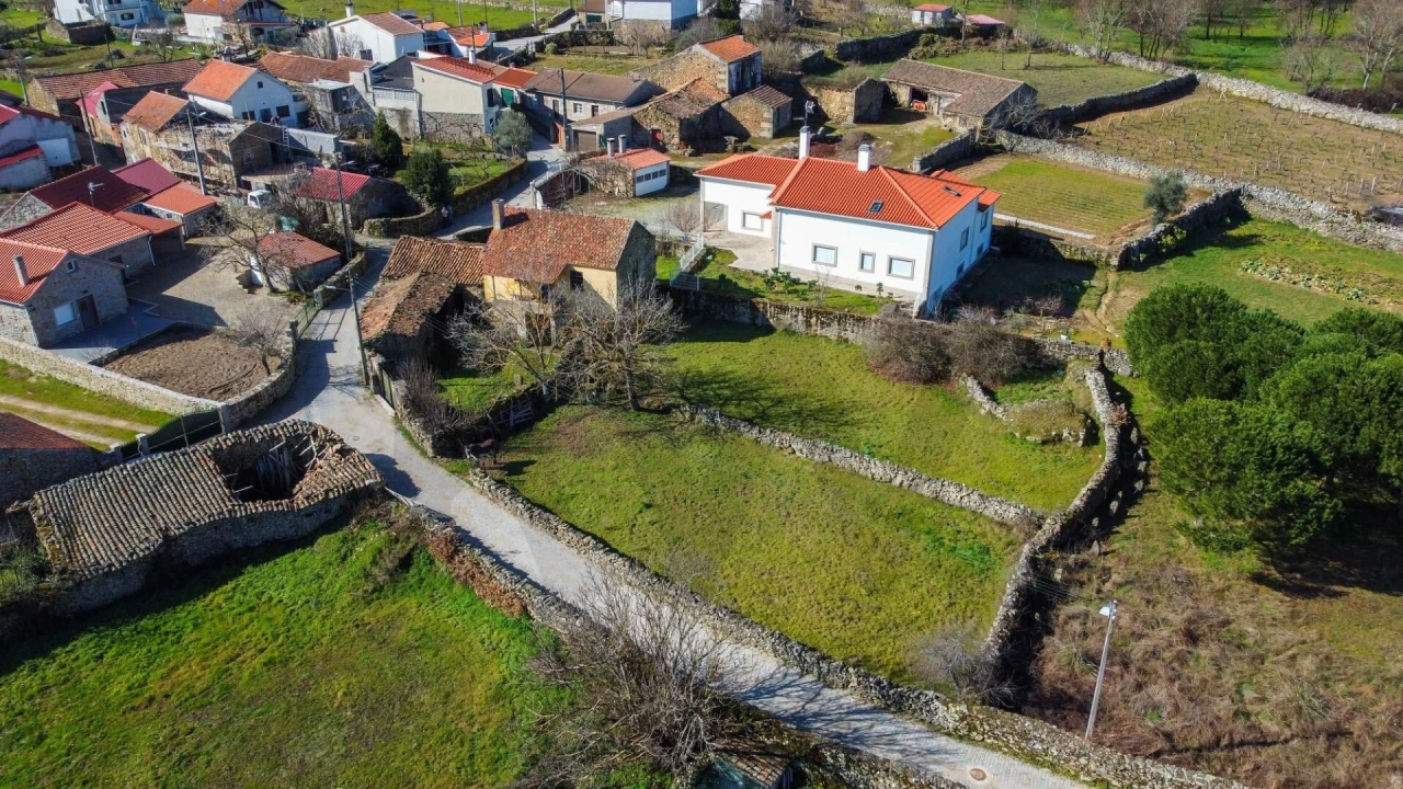 Moradia T2 para Venda em Seixo do Côa e Vale Longo Foto 16