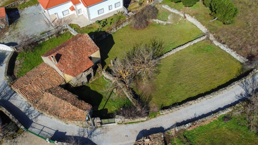 Moradia T2 para Venda em Seixo do Côa e Vale Longo Foto 18