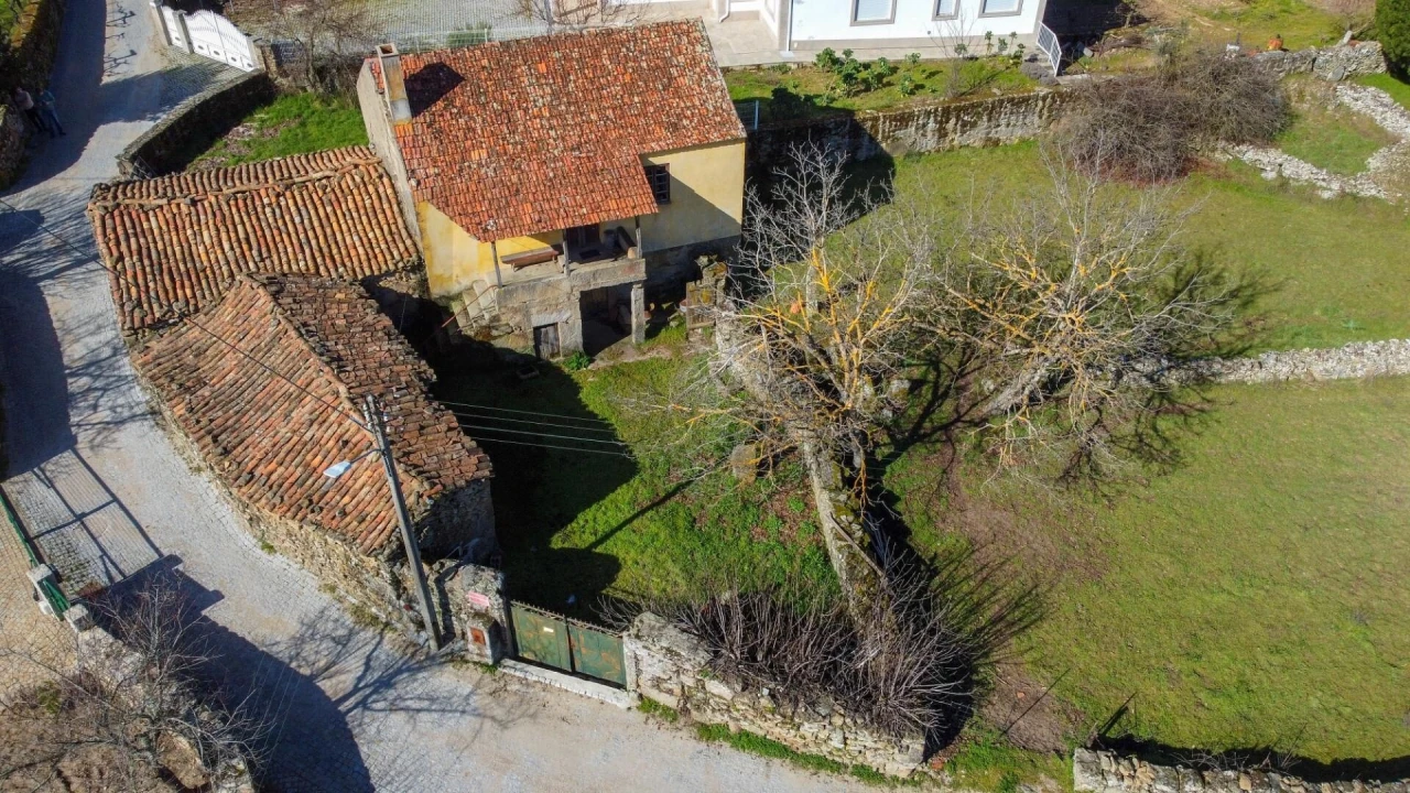 Moradia T2 para Venda em Seixo do Côa e Vale Longo Foto 19