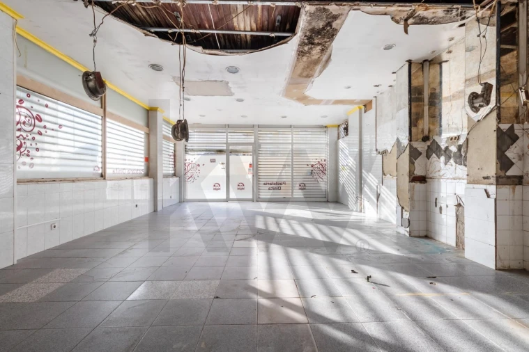 Loja para Venda em Caparica e Trafaria Foto 7