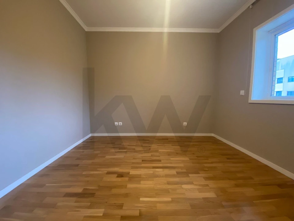 Apartamento T2 para Arrendamento em São Mamede de Infesta e Senhora da Hora Foto 14