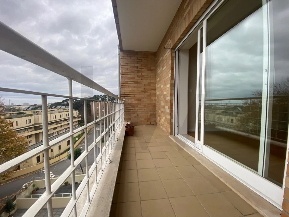 Apartamento T2 para Arrendamento em São Mamede de Infesta e Senhora da Hora Foto 9