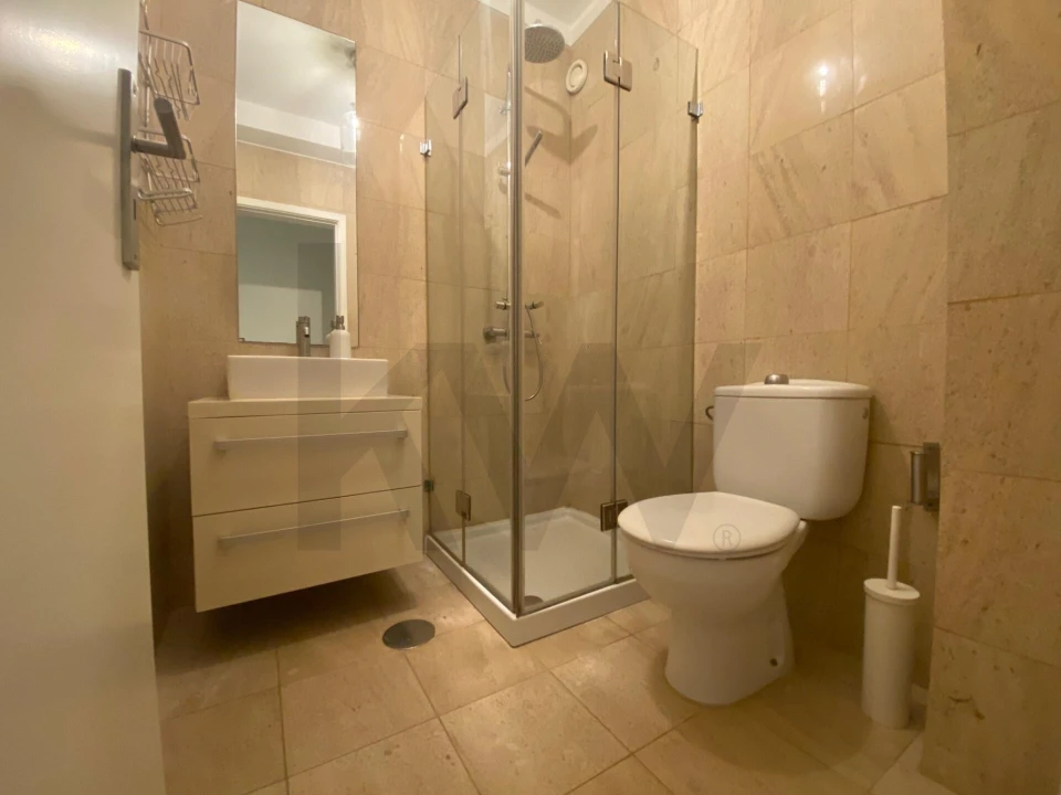 Apartamento T2 para Arrendamento em São Mamede de Infesta e Senhora da Hora Foto 15