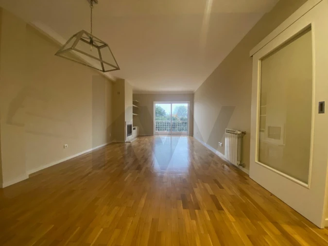 Apartamento T2 para Arrendamento em São Mamede de Infesta e Senhora da Hora Foto 4