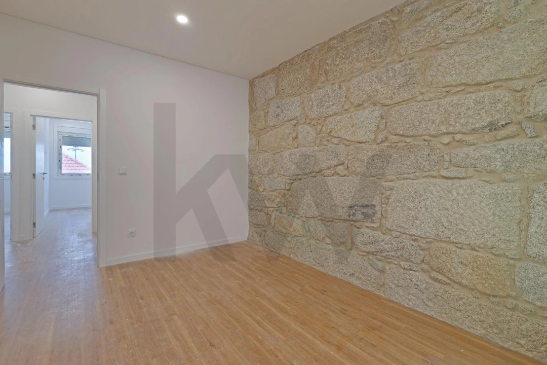 Moradia T3 para Venda em Campanhã Foto 5