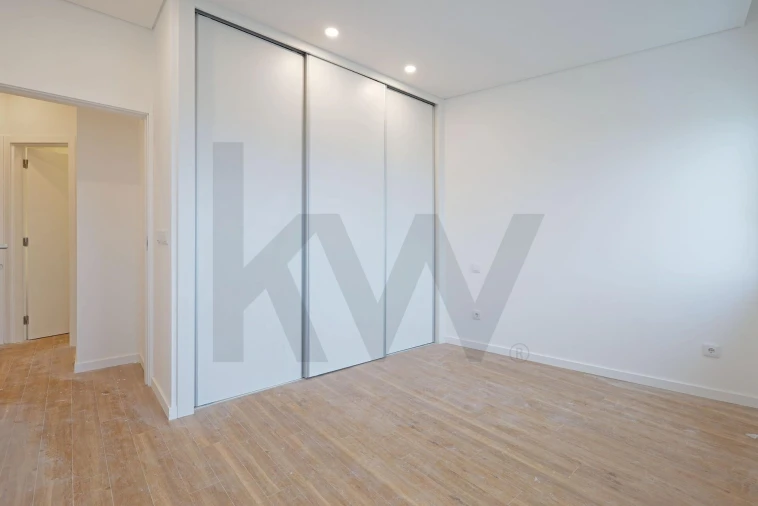 Moradia T3 para Venda em Campanhã Foto 10