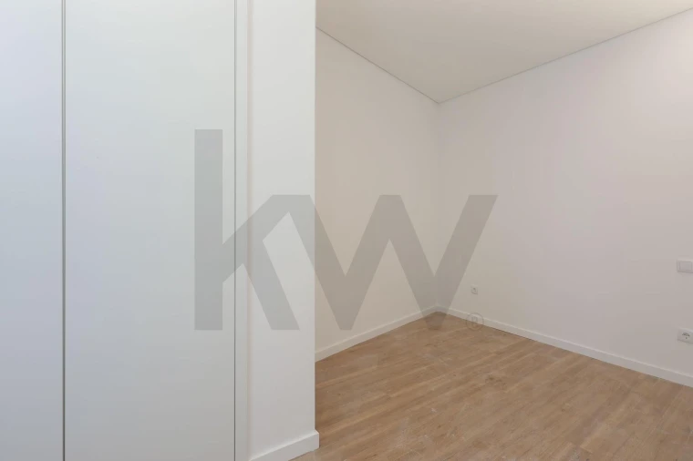 Moradia T3 para Venda em Campanhã Foto 21