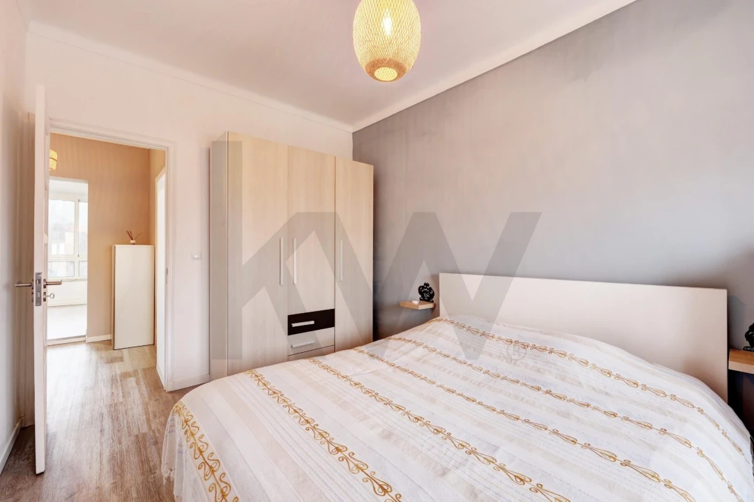 Apartamento T1 para Venda em Venteira Foto 16