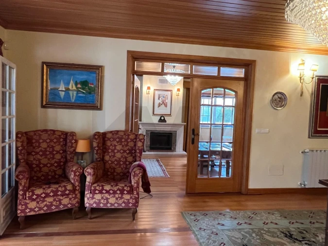 Moradia T4 para Venda em Azeitão (São Lourenço e São Simão) Foto 4